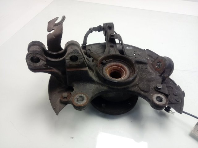 Купити 9806779480 Peugeot/Citroen Захист гальмівного диска, переднього, правого