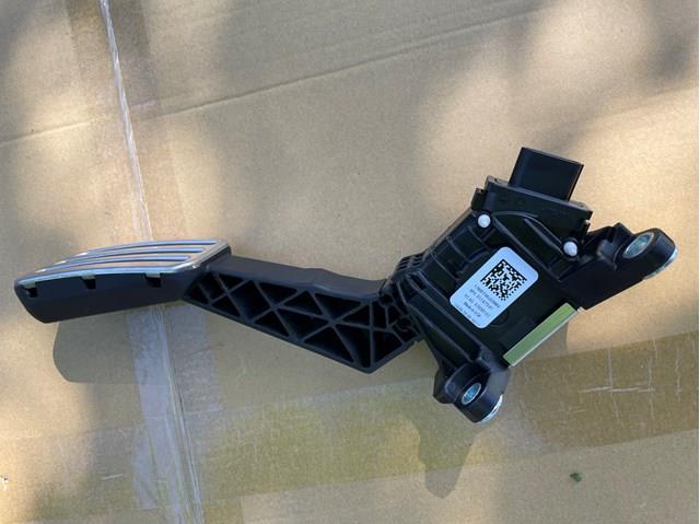 Підаль газу Honda 17800TVAL02 ціна, від 19.12 USD