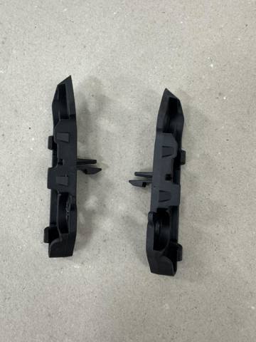Кронштейн бампера переднього, правий Mercedes A2068851801 ціна, від 4.77 USD