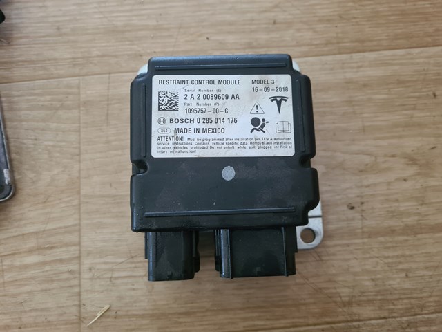  Tesla 109575700C ціна, від 47.00 USD
