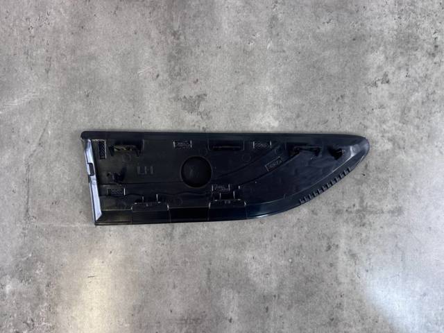 LR066243 Land Rover 