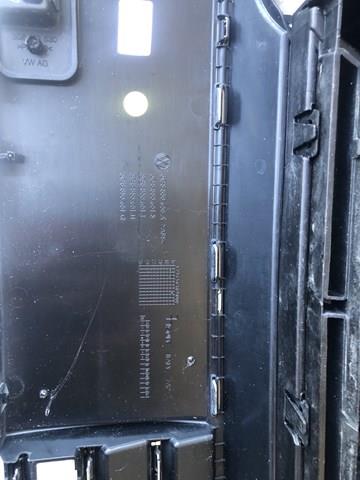 3G8853651SZLL VAG Решітка радіатора