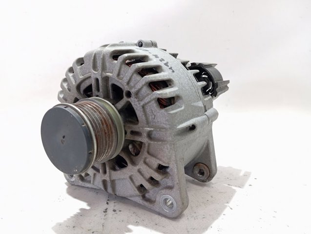 Купити 231006293R Renault (RVI) Генератор
