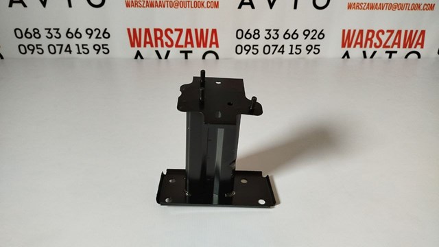 Кронштейн підсилювача переднього бампера PDS43370AR Signeda