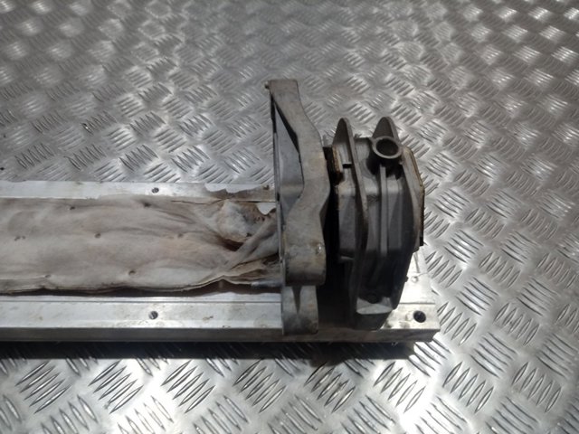 Купити 9826322080 Peugeot/Citroen Кронштейн подушки (опори) двигуна, верхній