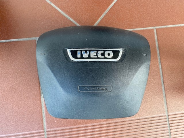 Подушка AIRBAG передня ліва Iveco 5801561543 ціна, від 210.89 USD