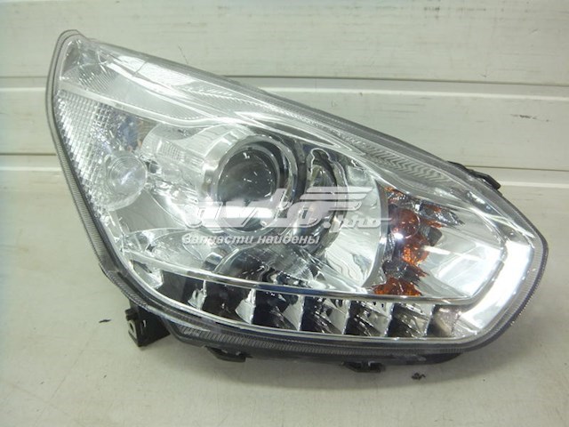 Фара права T113772020AF Chery