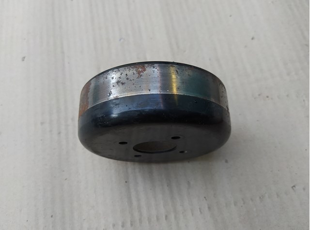  Шків помпи Mercedes C 