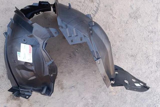 Підкрилок передній лівий Signeda PDS11259AL