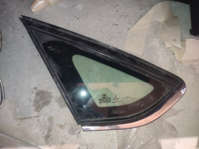 43R004529 Ford Скло задніх дверей, лівих