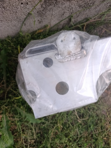 Шина бампера переднього FPS FP5445940 ціна, від 187.74 USD