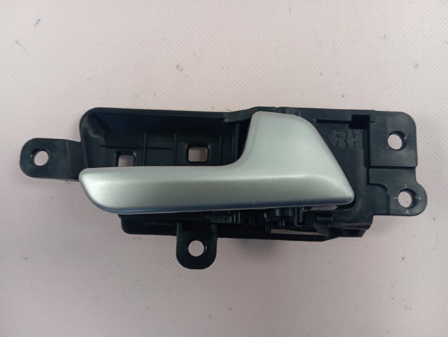 82623F1000 Hyundai/Kia 