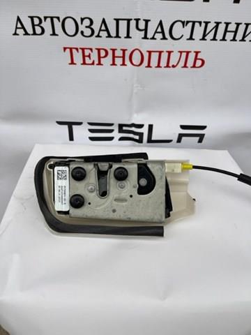  150067400B Tesla