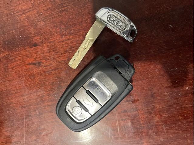Ключ-заготівка VAG 8T0959754D ціна, від 32.62 USD