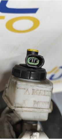  Renault (RVI) 8200193383 ціна, від 27.65 USD