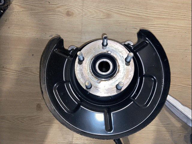 Цапфа - поворотний кулак заднім виходом, Subaru 28411AN02A