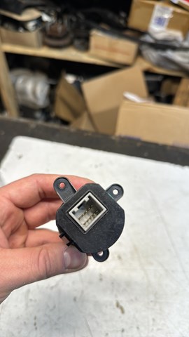 95430B2700 Hyundai/Kia 