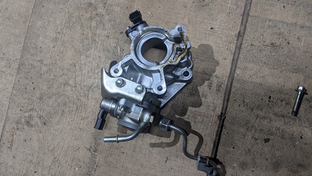 PE01203F0D Mazda 