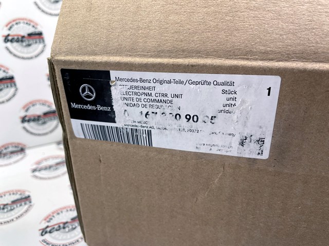 Блок керування пневмопідвіскою A1673209005 Mercedes