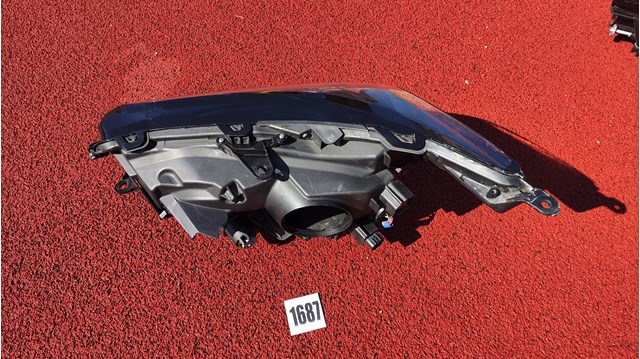 Фара права 8114078030 Toyota