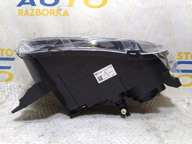 260101001R Nissan/Infiniti Фара передня права