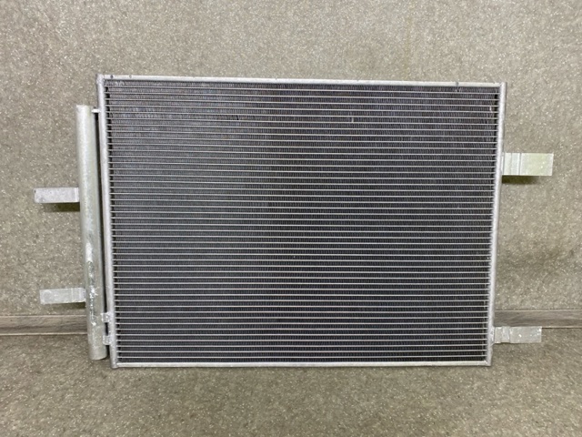 921006RA0B Nissan/Infiniti Конденсатор