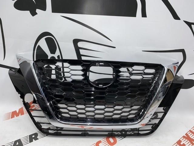 Решітка Nissan/Infiniti 623106CA1A