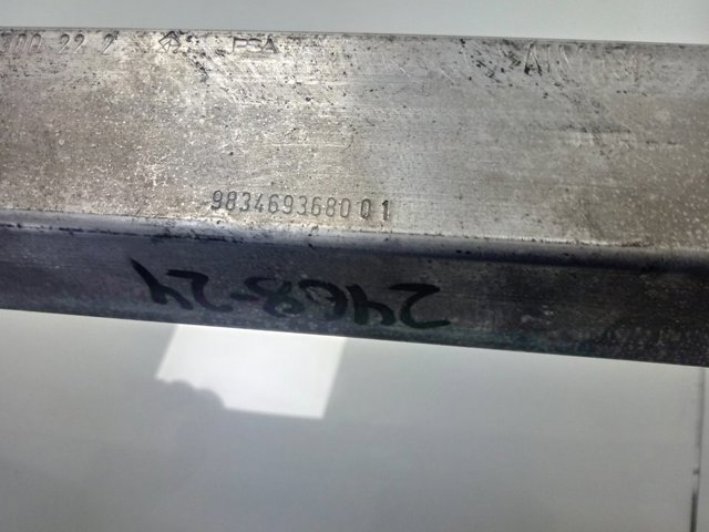 Підсилювач бампера переднього Peugeot/Citroen 9834693680
