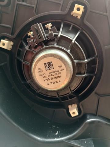 Купити 108340105J Tesla Motors Приладова панель