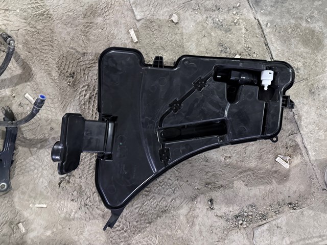  BMW 6166105435 ціна, від 126.66 USD