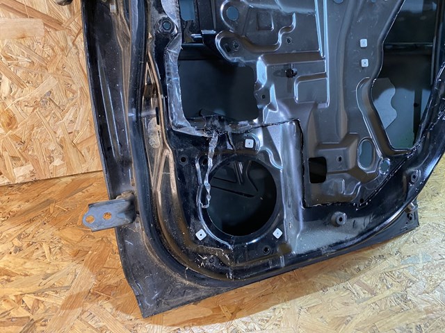 Купити 60409AJ1059P Subaru Двері задні, праві