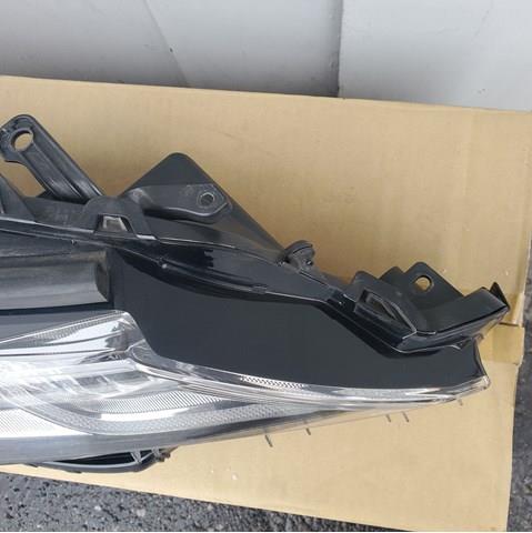 Фара права 8114533D71 Toyota
