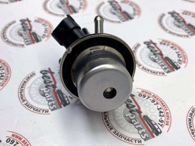 A0004900813 Mercedes 
