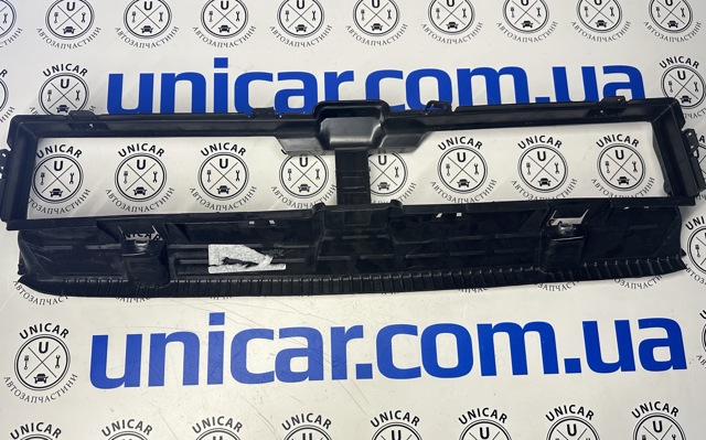 A1675050600 Mercedes Повітропровід (дефлектор) радіатора, нижній