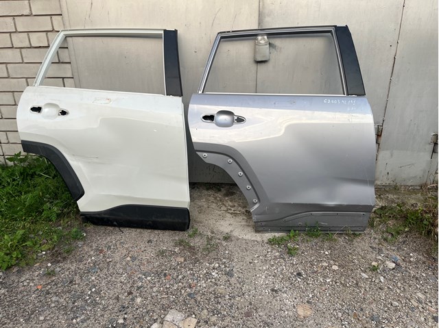 Двері задні, праві Toyota 6700342191 ціна, від 196.85 USD
