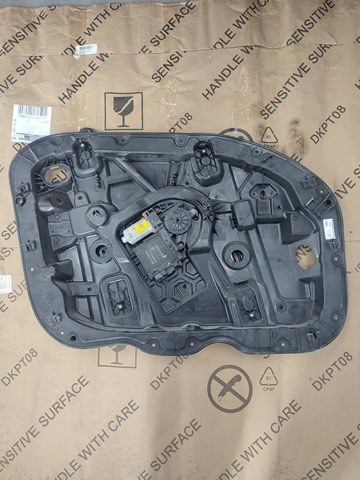 30747091 Volvo Підйомник механічний вітрового скла