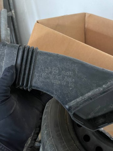  Land Rover HK839A675BB ціна, від 12.40 USD