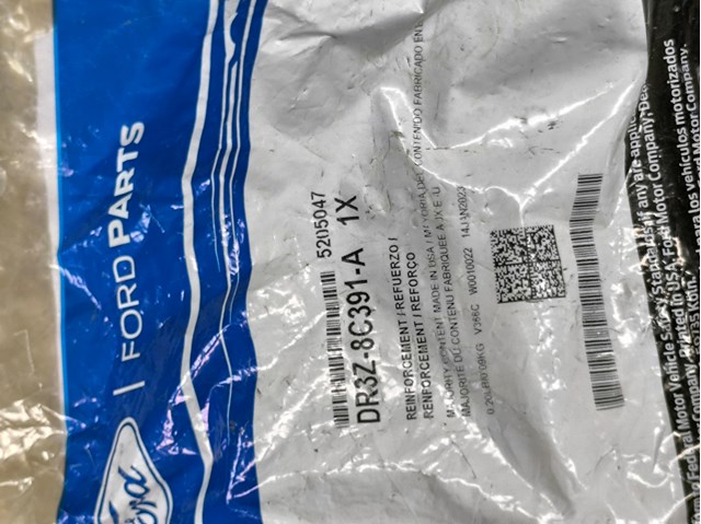 Купити PFD43310AL Signeda Кронштейн бампера переднього, лівий