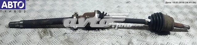 Піввісь права A4543302401 Mercedes