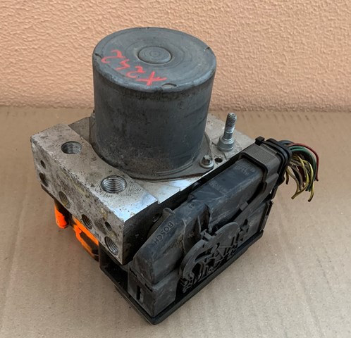 265950472 Land Rover 