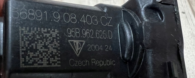 95B962625D Porsche 