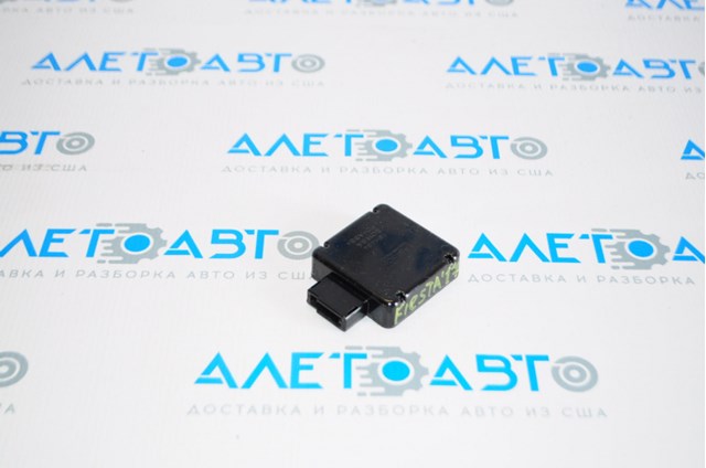 Купити DE8T19H463DC Ford Антена GPS