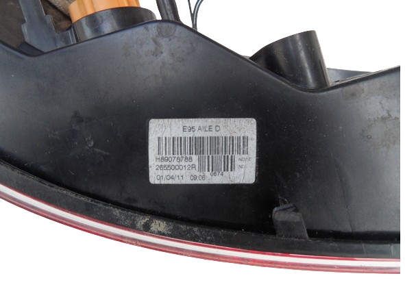 Задній правий стоп Renault (RVI) 265500012R
