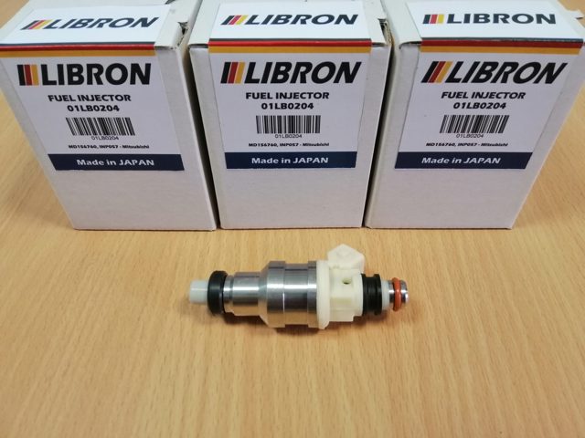 01LB0204 Libron Форсунка вприску палива
