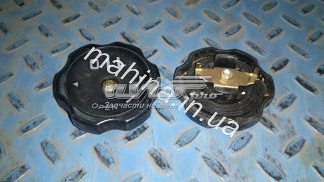 1023777500 BYD Кришка маслозаливной горловини
