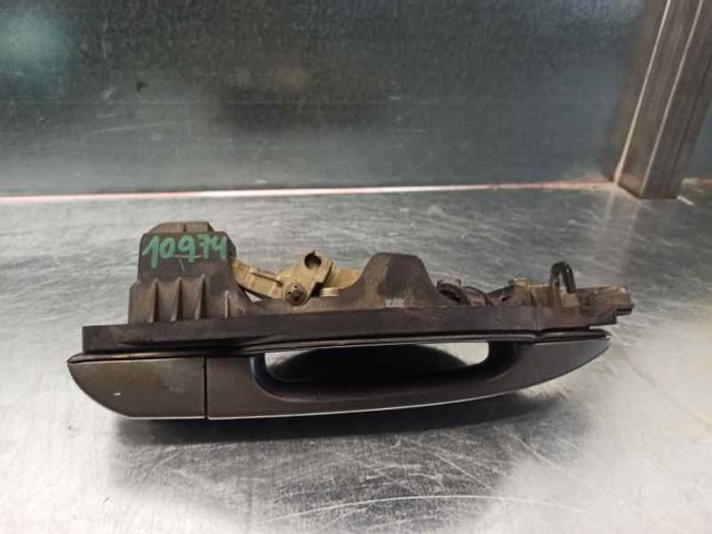  7042488 Land Rover