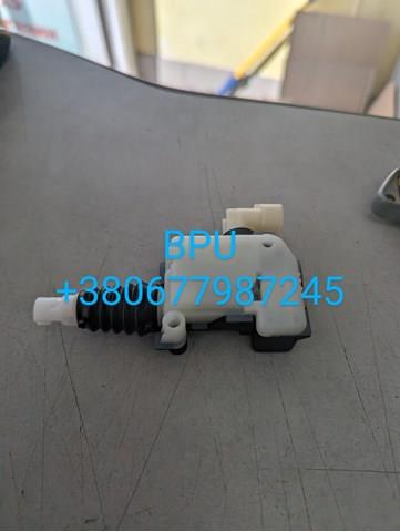 920343 Peugeot/Citroen Скло кутове дверей задніх