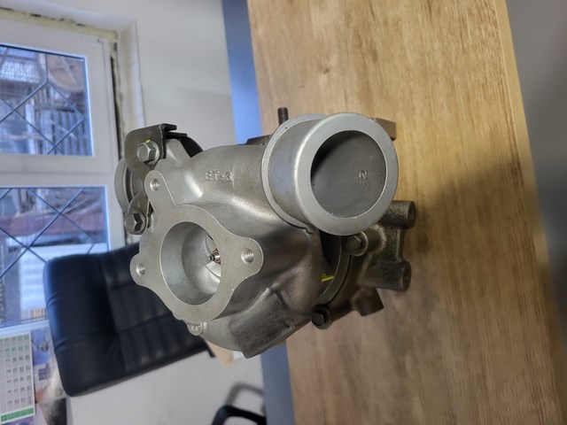 Купити 4933501015 Mitsubishi Турбіна