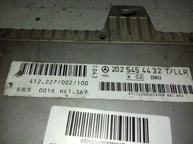 A2025454432 Mercedes 