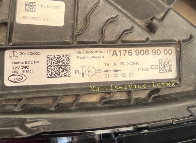 Купити A1769069000 Mercedes Права блок фара